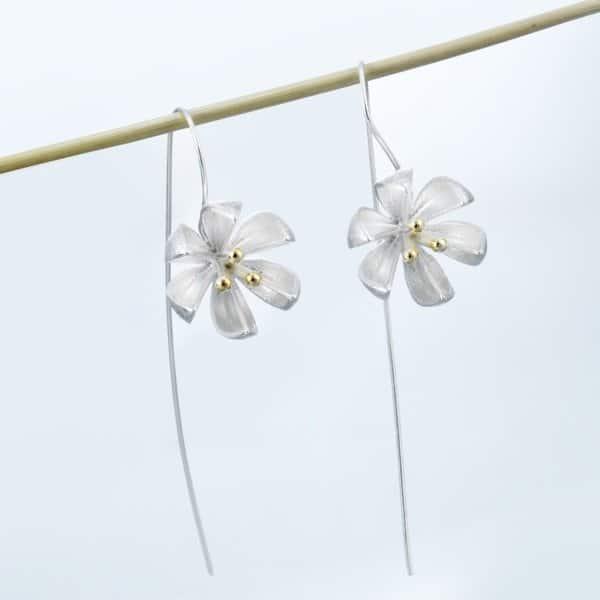flower-earrings.jpg